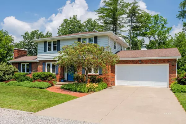 7 Robin Hill Ln, Athens, OH 45701