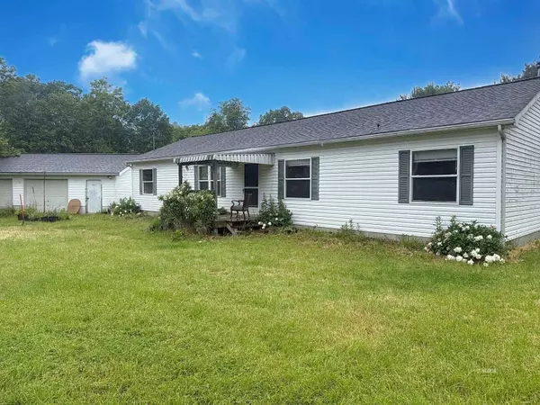 1213 Garden Hill Rd, Guysville, OH 45735