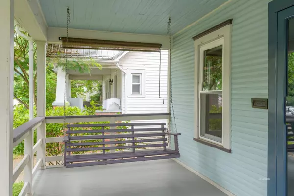 34 Lorene Ave, Athens, OH 45701