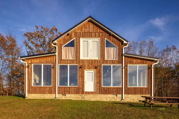 6176 Bethany Ridge Rd, Guysville, OH 45735