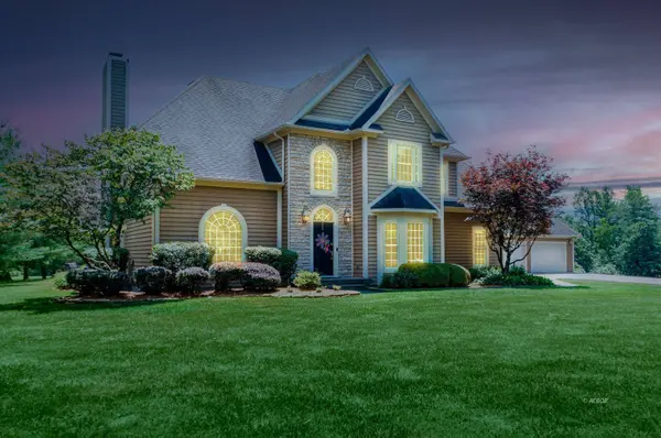 8750 Lavelle Rd, Athens, OH 45701