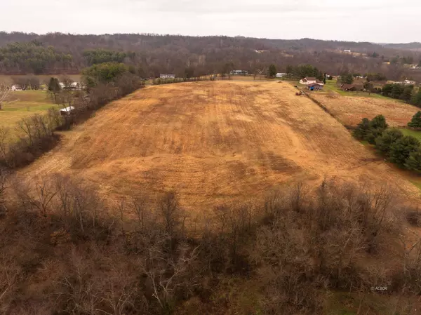 Hebbardsville Rd, Albany, OH 45710