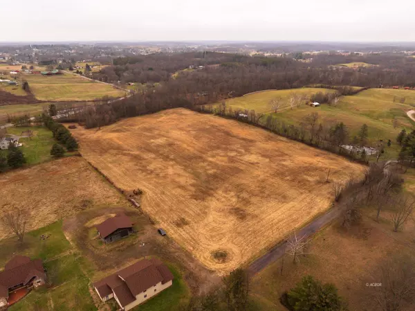 Hebbardsville Rd, Albany, OH 45710