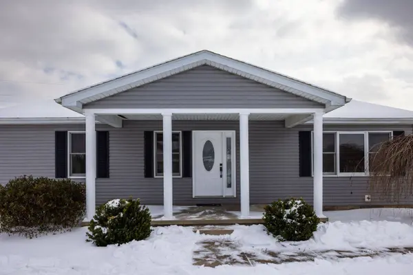 11699 Channingway Blvd, The Plains, OH 45780