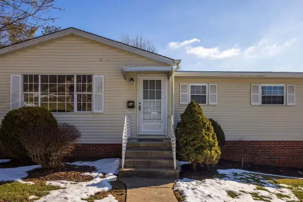 44 Strathmore Blvd, Athens, OH 45701