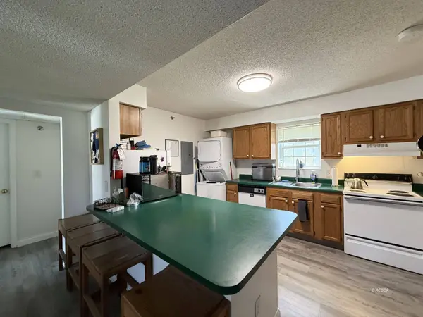 15 S Shafer St #1105, Athens, OH 45701