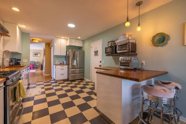 80 Briarwood Dr, Athens, OH 45701