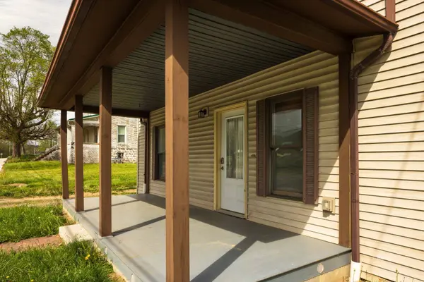 85 Converse St, Chauncey, OH 45719