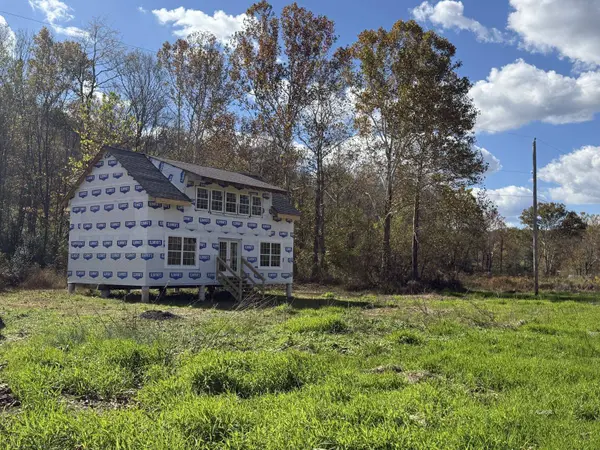 7669 Chase Rd, Albany, OH 45710