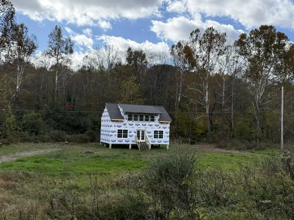 7669 Chase Rd, Albany, OH 45710