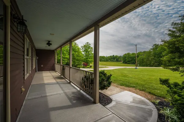 28850 State Route 143, Albany, OH 45710