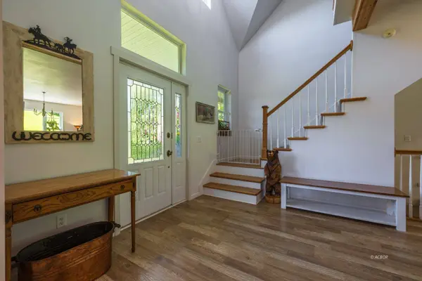 300 Fisher Rd, Athens, OH 45701