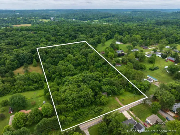 6444 Radford Rd, Athens, OH 45701