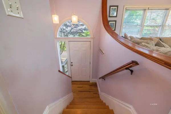 5 Joneswood Dr, Athens, OH 45701