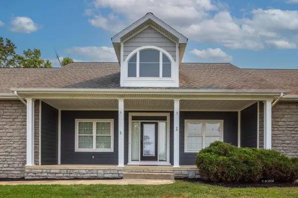 1 Pinewood Way, Athens, OH 45701