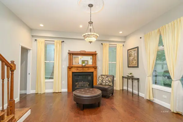 435 Chestnut St, Nelsonville, OH 45764