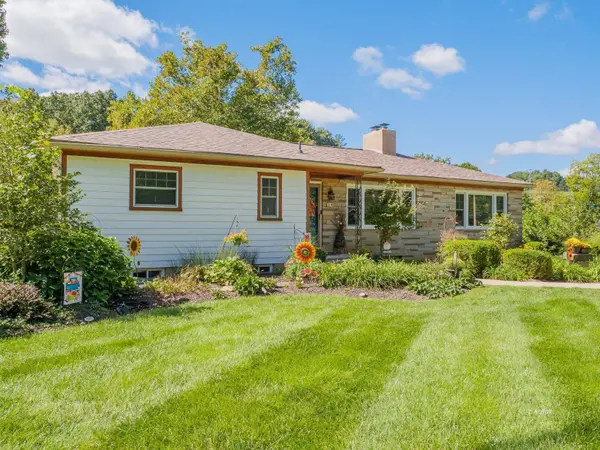 19 Pomeroy Rd, Athens, OH 45701
