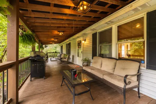 3695 Old State Route 56, New Marshfield, OH 45766
