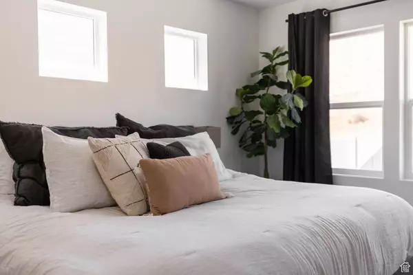 2304 W NORTHRIDGE DR, Lehi, UT 84043