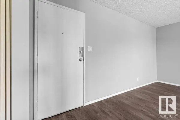 Edmonton, AB T6J 3V5