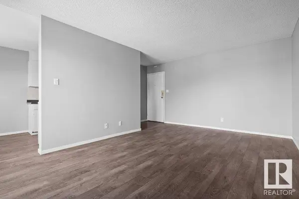 Edmonton, AB T6J 3V5