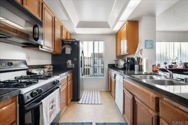 6956 Sandpiper PL, Carlsbad, CA 92009