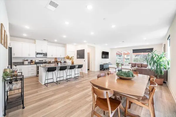 461 Meadowood ST, Fallbrook, CA 92028