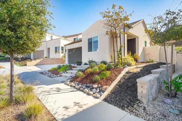 461 Meadowood ST, Fallbrook, CA 92028