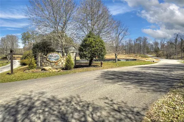 2 Arbor Creek TRL, Mineral Bluff, GA 30559