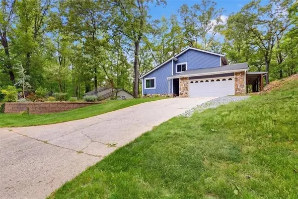 9485 Martin RD, Roswell, GA 30076
