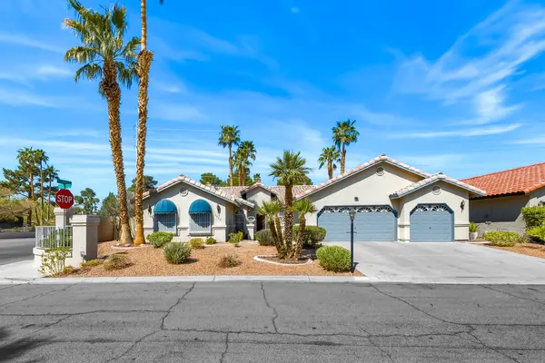 Vintage Las Vegas Home for Sale with No HOA — 2620 Batelli CT, Las Vegas, NV 89121