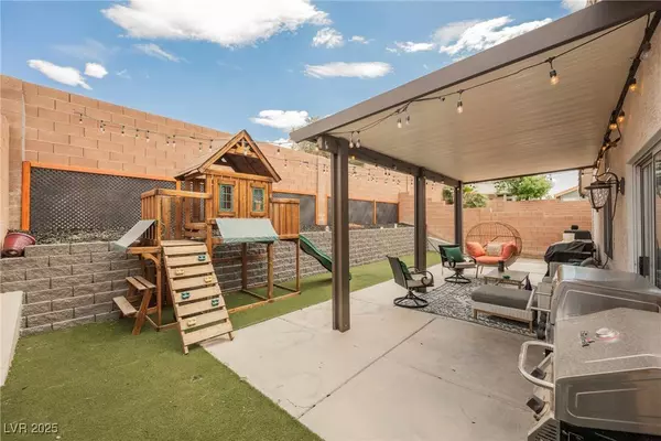 2860 Galena Peak LN, Las Vegas, NV 89156