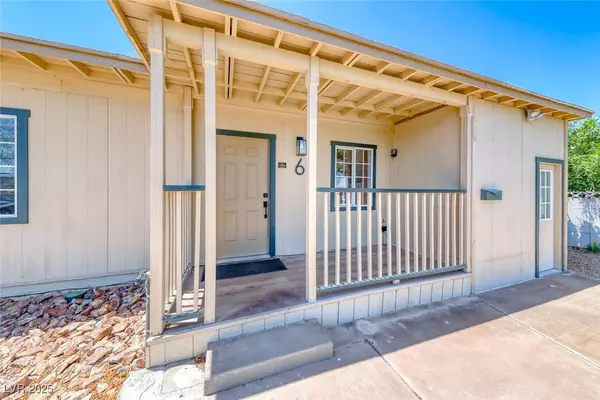 6 Montana WAY, Henderson, NV 89015