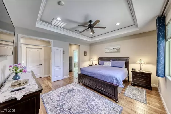 2649 Ornate Regiment ST, Henderson, NV 89044