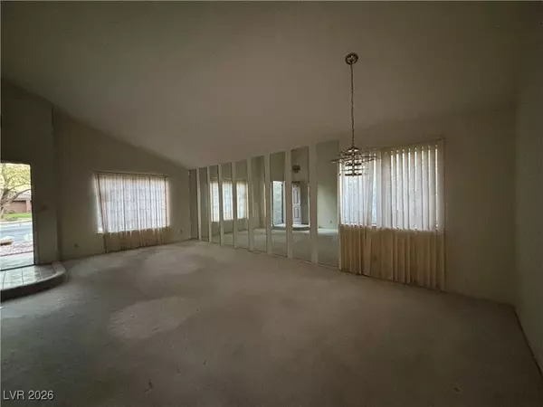 812 Arrowhead TRL, Henderson, NV 89002