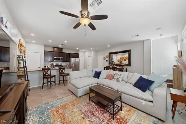7313 Glistening Star ST, North Las Vegas, NV 89084