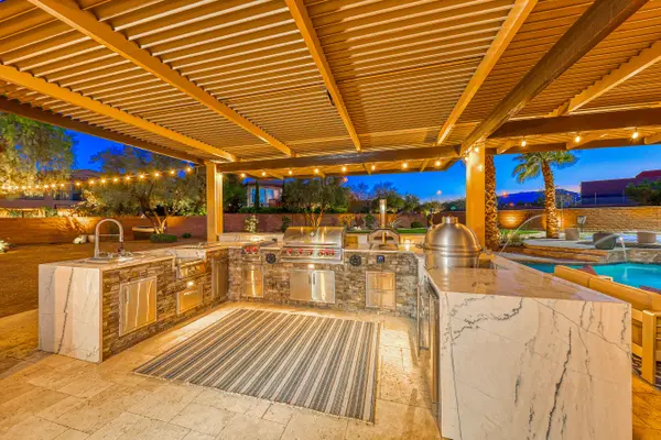 1619 Santiago Dr, Henderson, NV 89014-6012