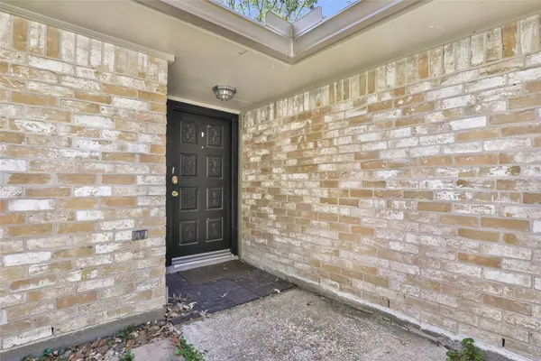 2414 Chanay LN, Kingwood, TX 77339