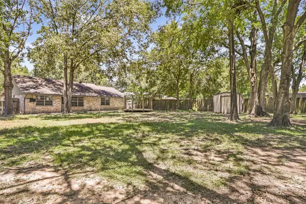 2414 Chanay LN, Kingwood, TX 77339