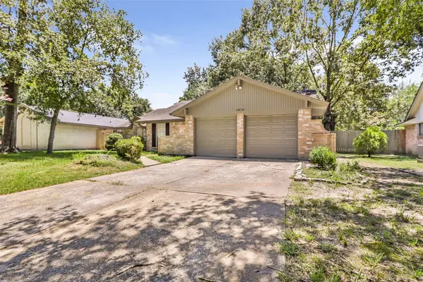 2414 Chanay LN, Kingwood, TX 77339