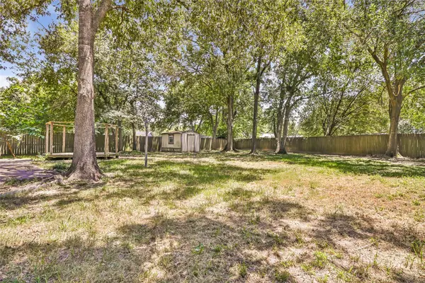 2414 Chanay LN, Kingwood, TX 77339