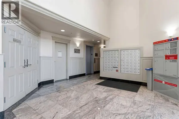 417, 333 Riverfront Avenue SE, Calgary, AB T2G5R1