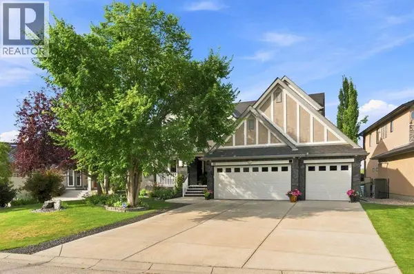 39 Chapala Terrace SE, Calgary, AB T2X3V8