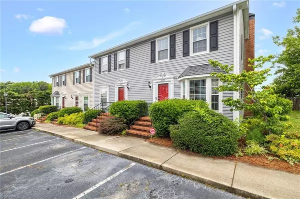 5660 W Market ST #A, Greensboro, NC 27409