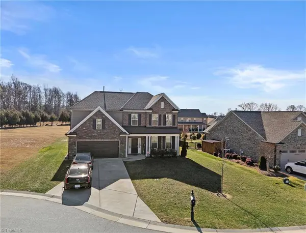 416 Freemont DR, Thomasville, NC 27360