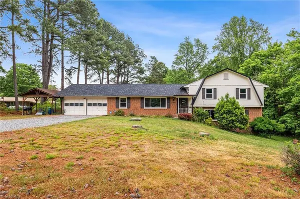 5217 Overlea DR, Greensboro, NC 27407