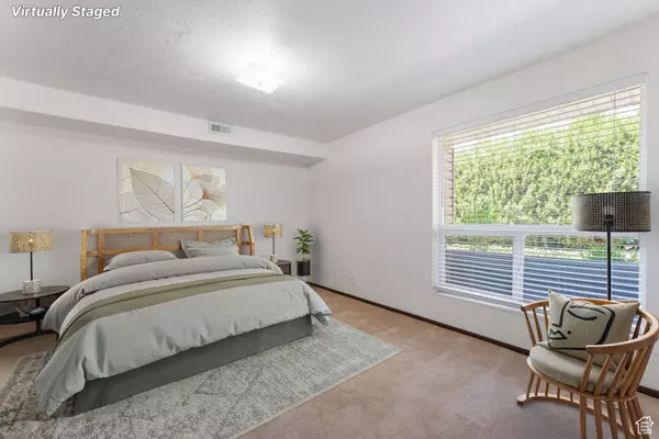 1040 E QUAIL PARK DR #B, Millcreek, UT 84117