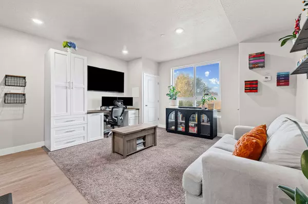 2101 N MAIN ST #203, Sunset, UT 84015