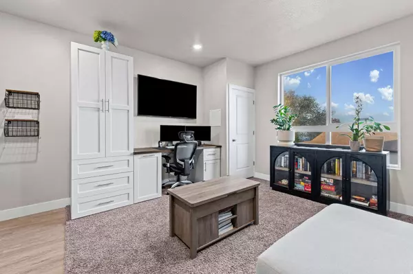 2101 N MAIN ST #203, Sunset, UT 84015