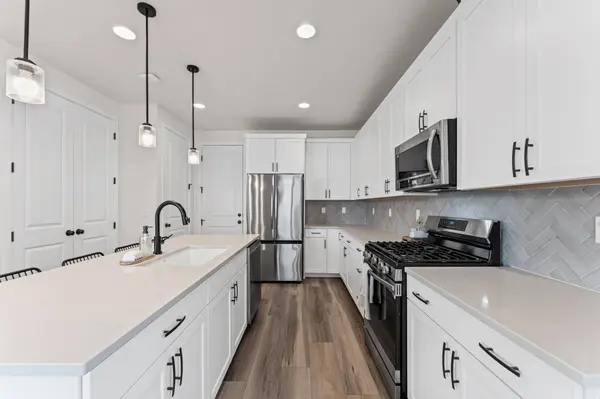 6632 S GLADE CREEK DR W, West Jordan, UT 84081